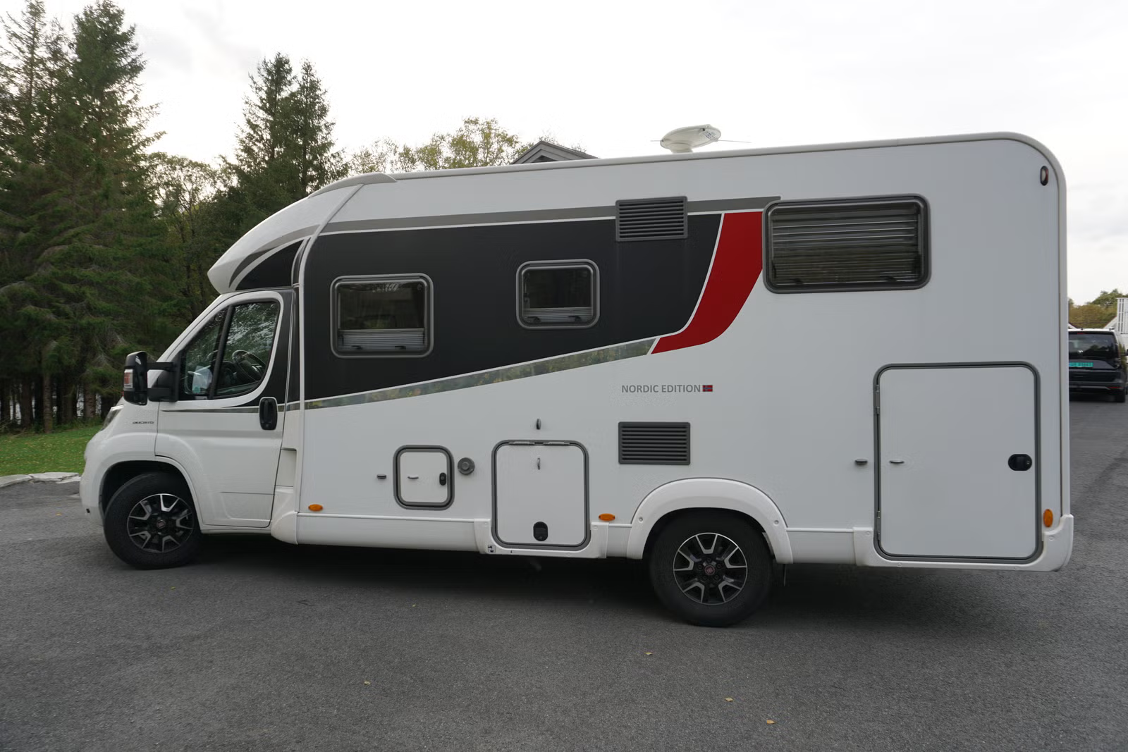 Burstner Bürstner Lyseo Édition Nordique 699 2018 3