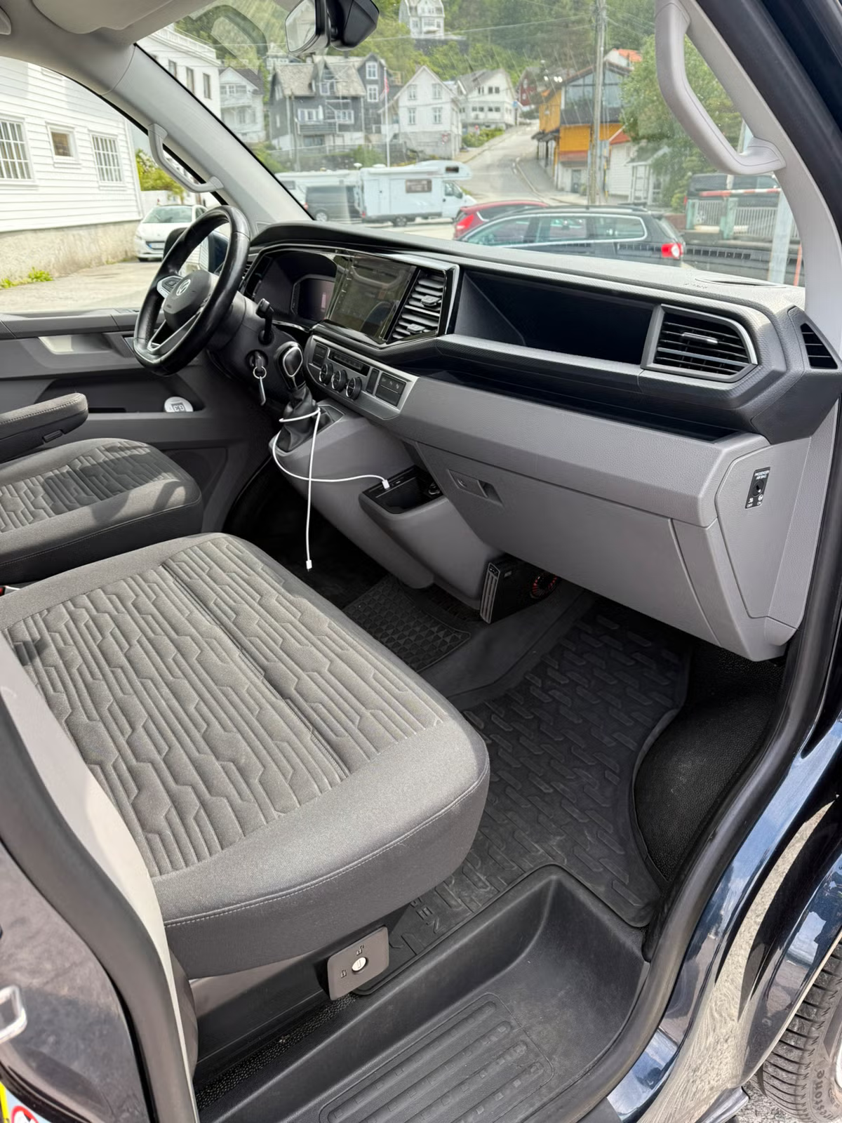 Volkswagen Caravelle 2020 11