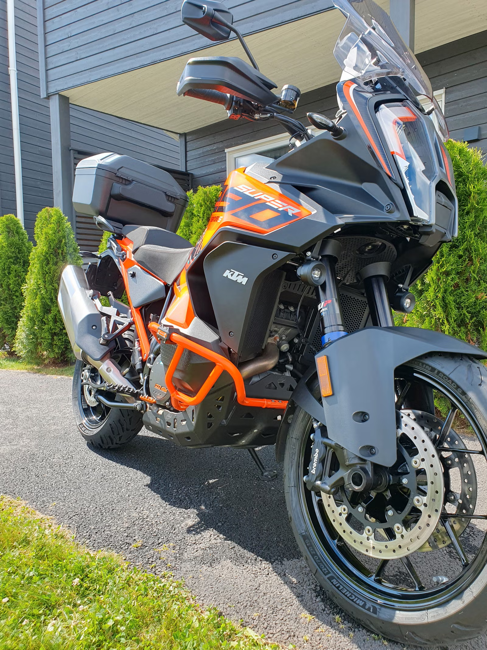 KTM 1290 Super Adventure S 2024 2