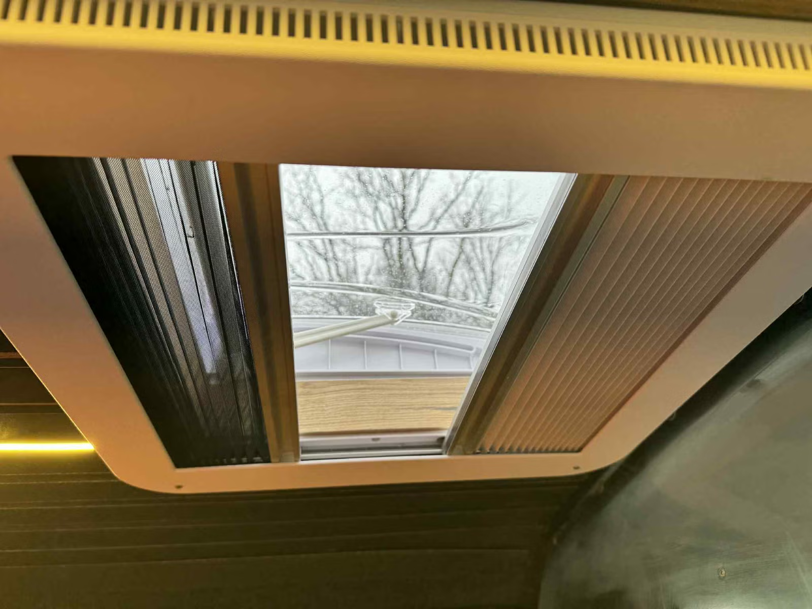 Volkswagen Transporter 2019 32