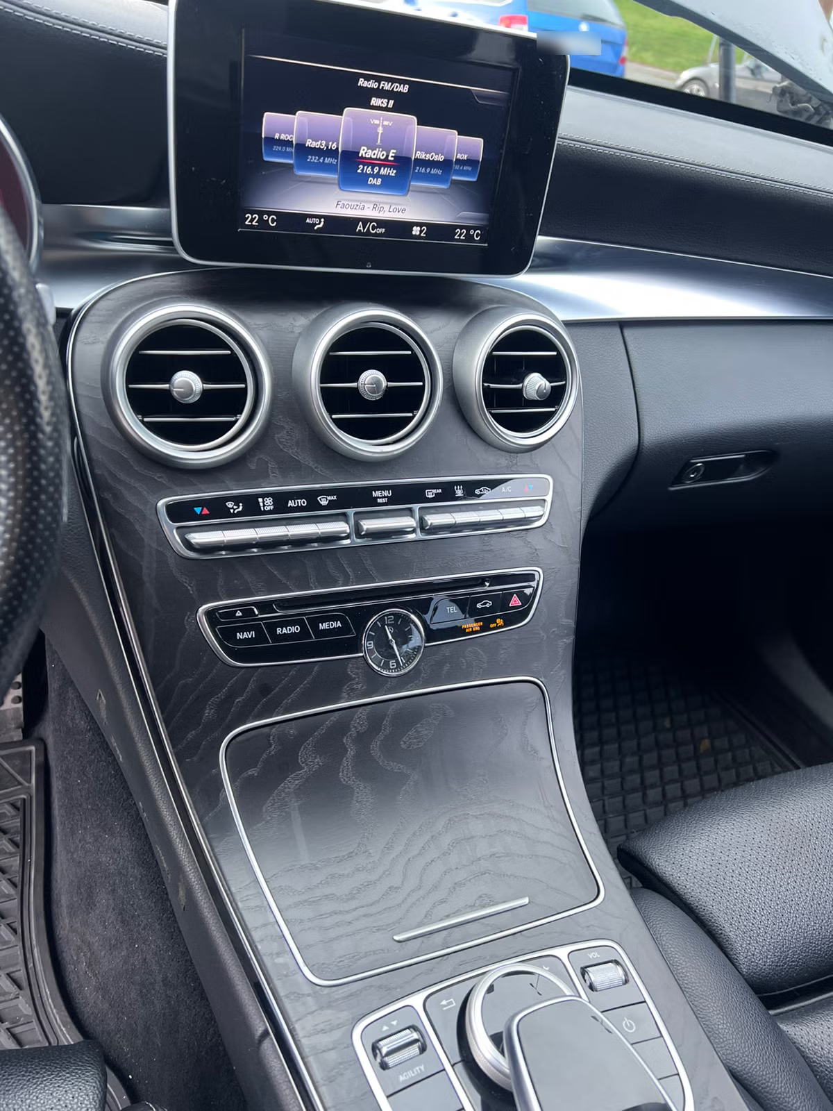 Mercedes-Benz C-Klasse 2015 10