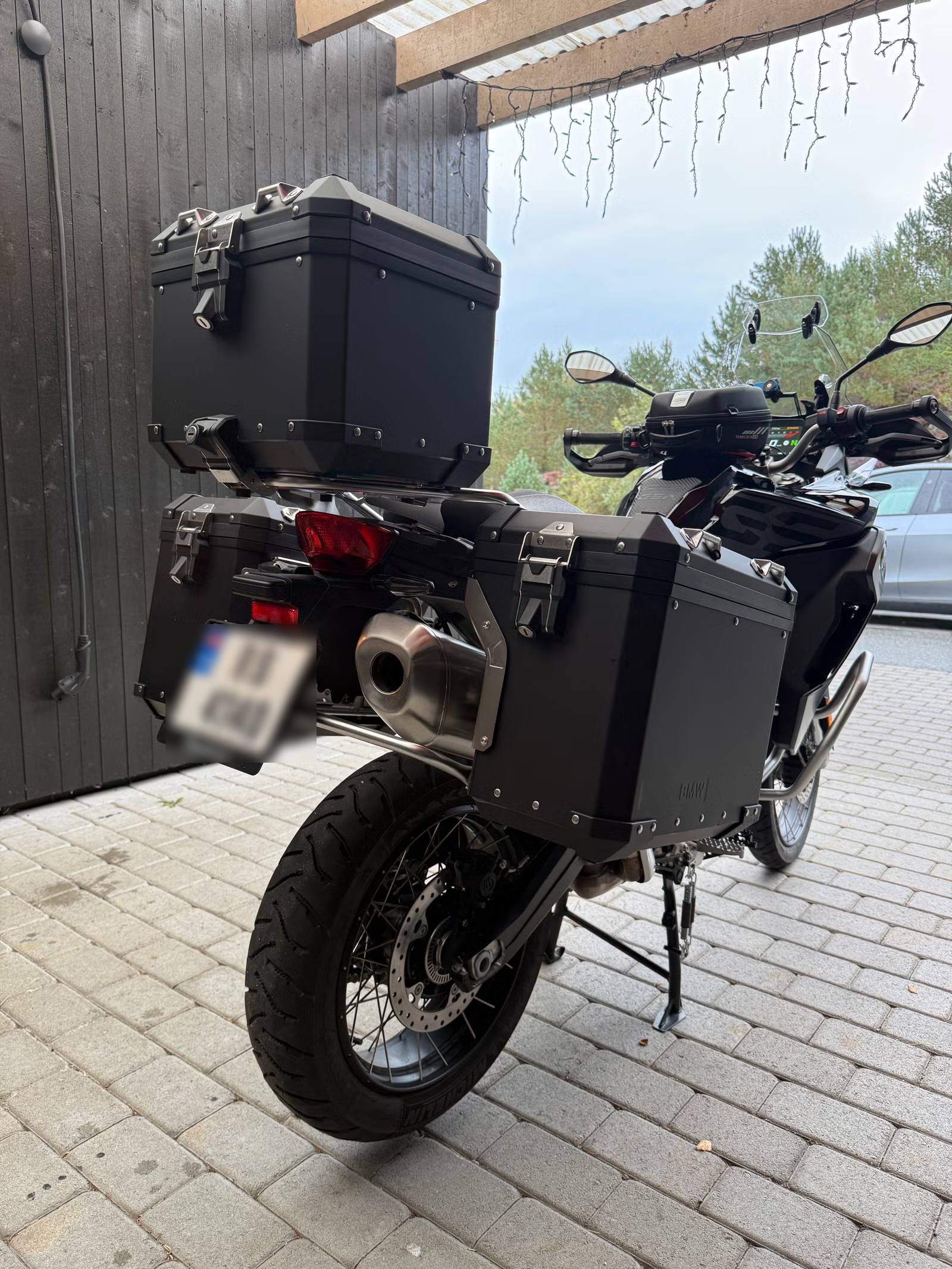 BMW F 850 GS Adventure Triple Black 2023 14