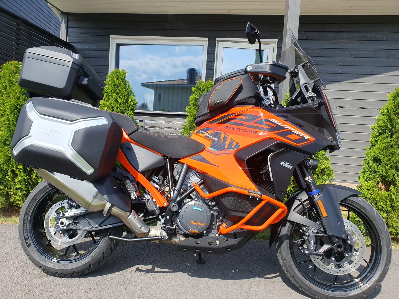 KTM 1290 Super Adventure S 2024 9