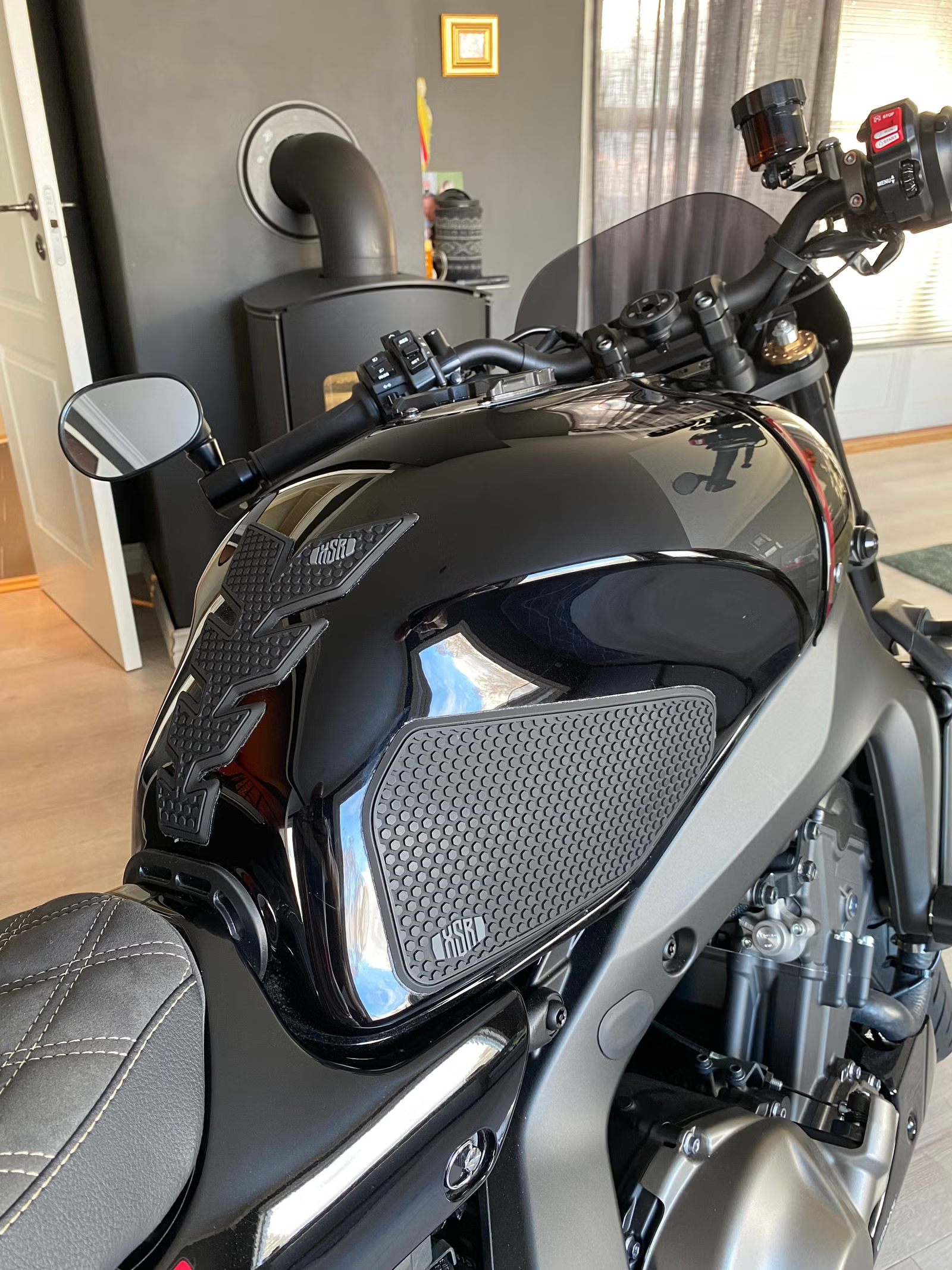 Yamaha XSR 900 2022 9