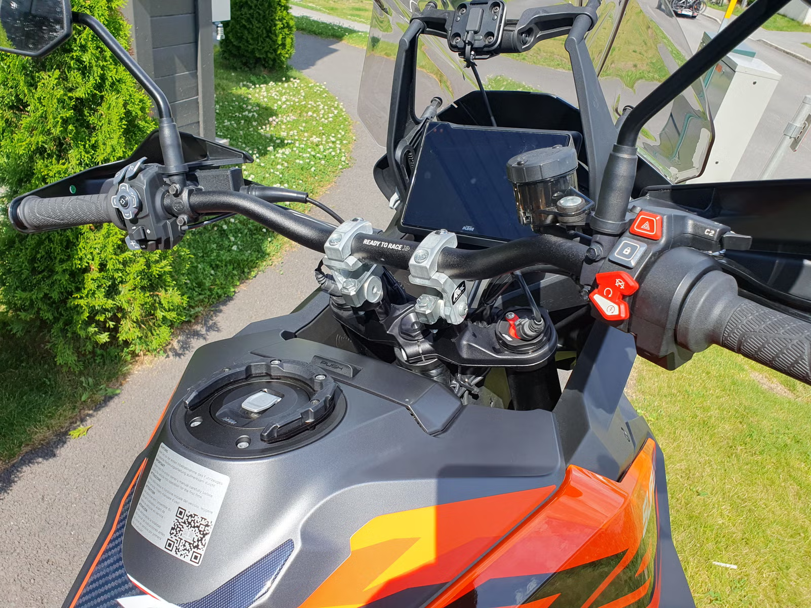 KTM 1290 Super Adventure S 2024 4