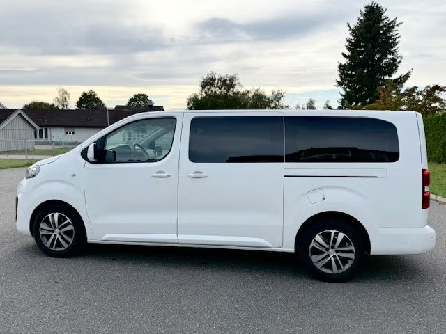 Peugeot Traveller Long 2019 2