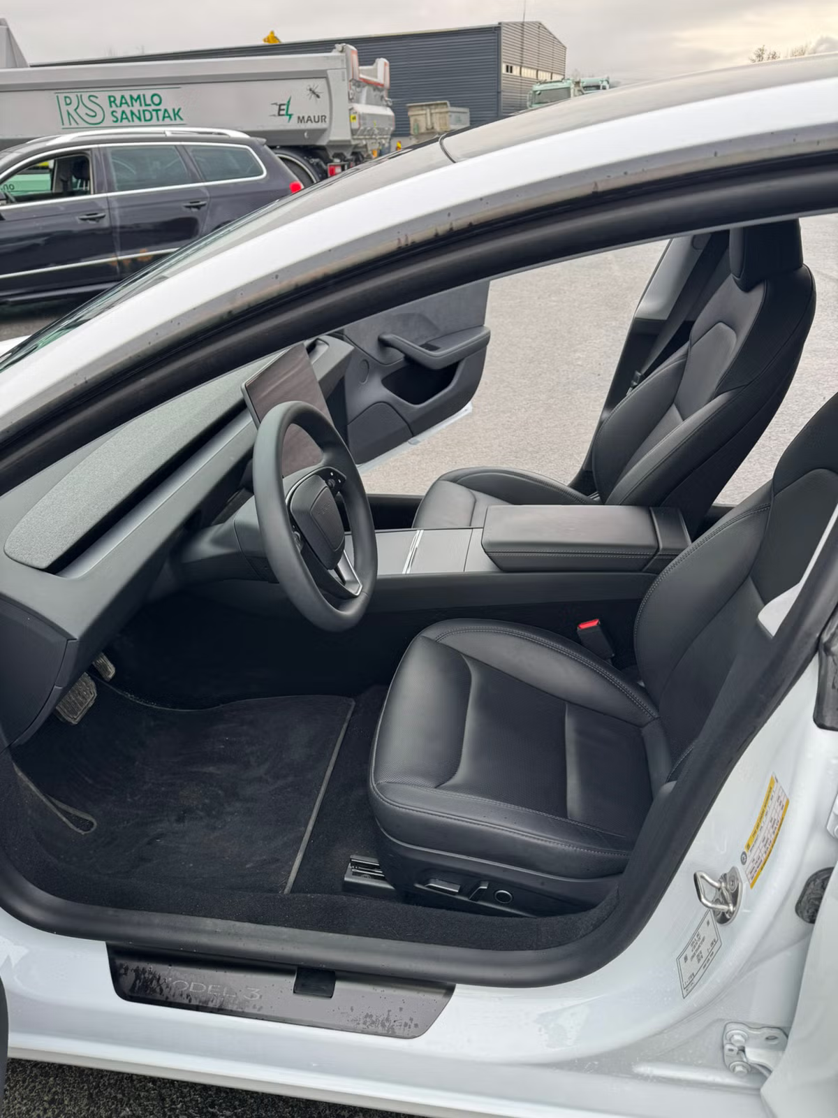 Tesla Model 3 2024 17